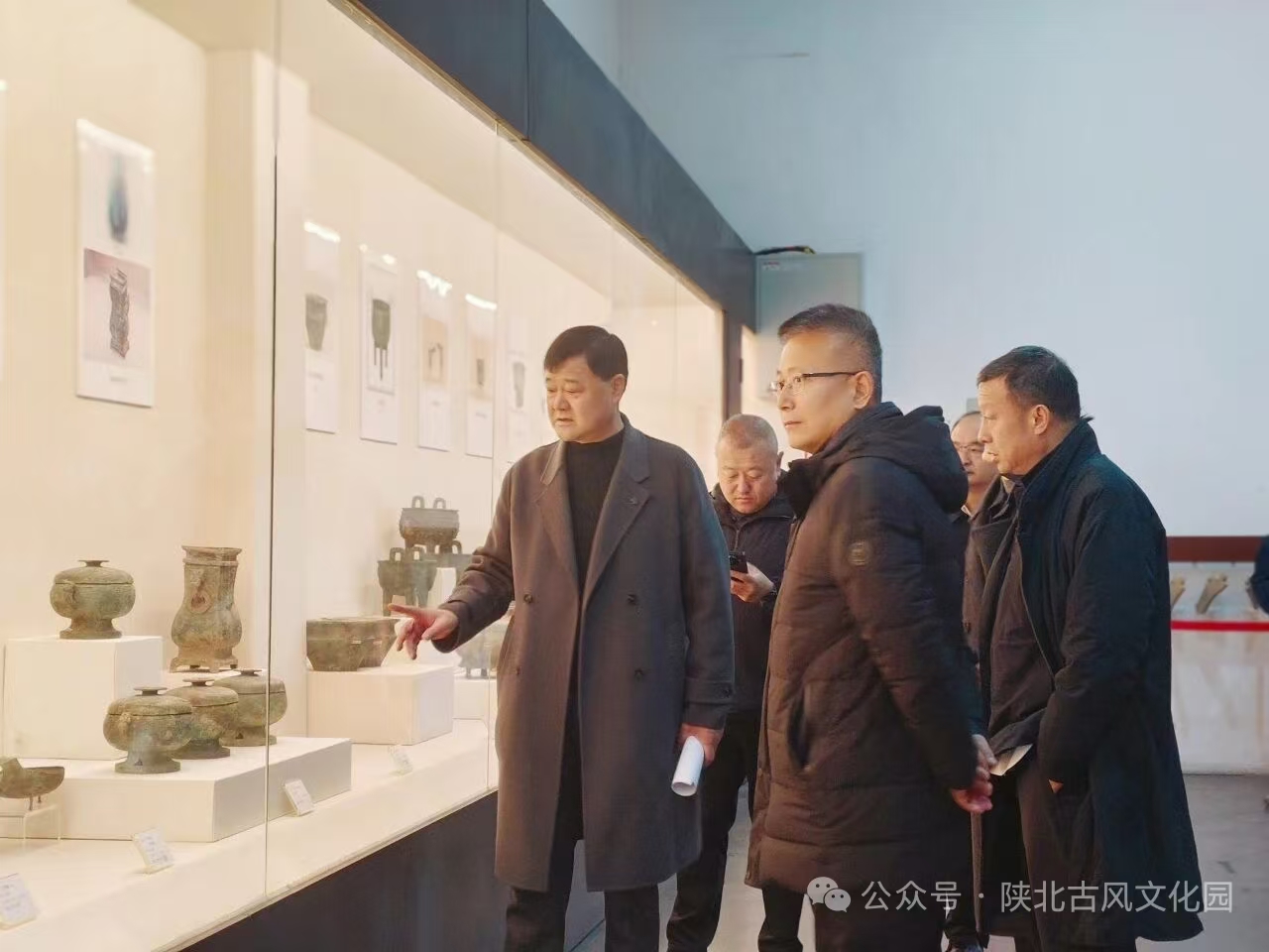 榆林市副市长姬跃飞一行赴朔方博物馆调研